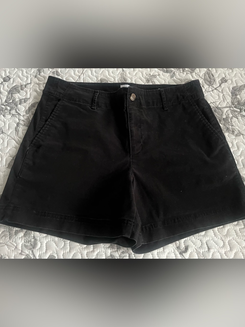 GAP Women's Shorts—Black, Size 12